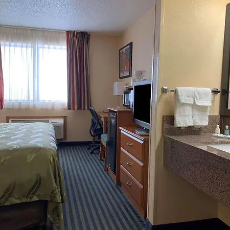 Quality Inn Ottawa Near Starved Rock State Park
