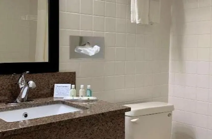 Hotel Quality Near Starved Rock State Park