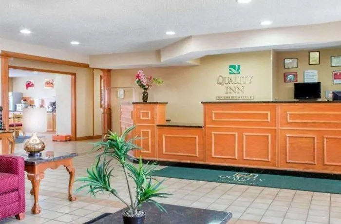 Quality Near Starved Rock State Park 3*