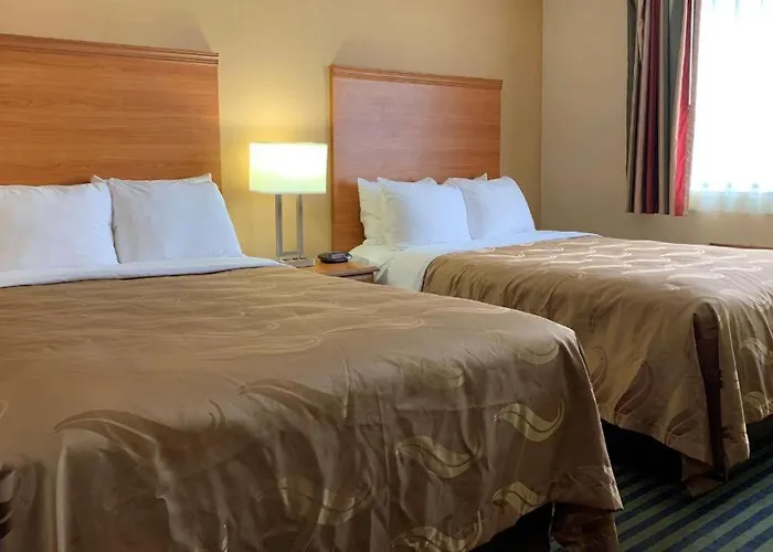 Отель Quality Near Starved Rock State Park 3*