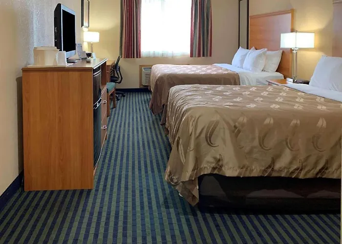 Отель Quality Near Starved Rock State Park Оттава