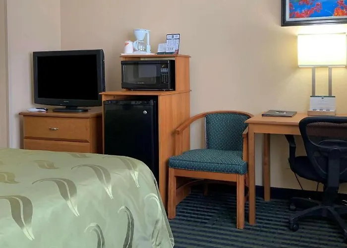 Quality Near Starved Rock State Park Отель