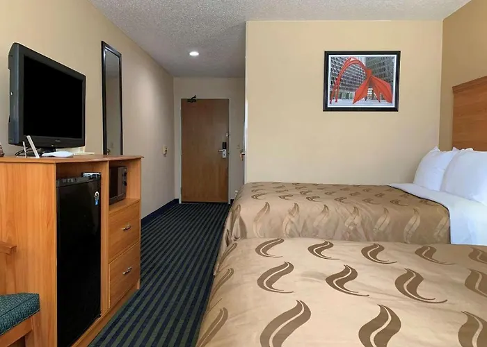 Quality Near Starved Rock State Park Оттава
