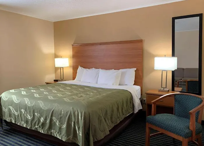 Отель Quality Near Starved Rock State Park Оттава