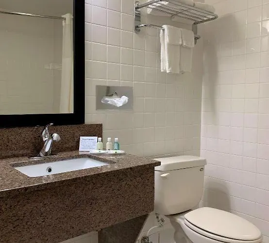 Quality Near Starved Rock State Park 3*